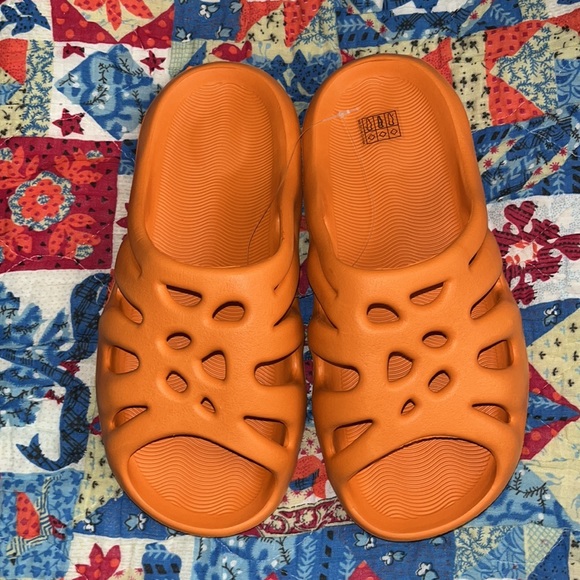 EVA Foam 450 Slide Caged Unbranded Sandals New Rust Burnt Orange - Picture 3 of 17